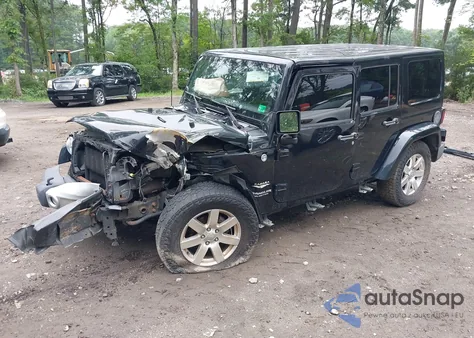 2013 Jeep Wrangler Unlimited Sahara z USA, uszkodzony, nr VIN 1C4BJWEG5DL661512